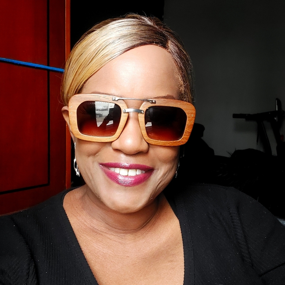 PRADA Stylish Wooden Sunglasses